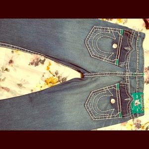 Used men’s true Religion jeans all tailored slim